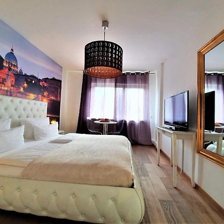 Studio Rome In Der Altstadt Apartment ไฟรบวร์กอิมไบรส์เกา ภายนอก รูปภาพ